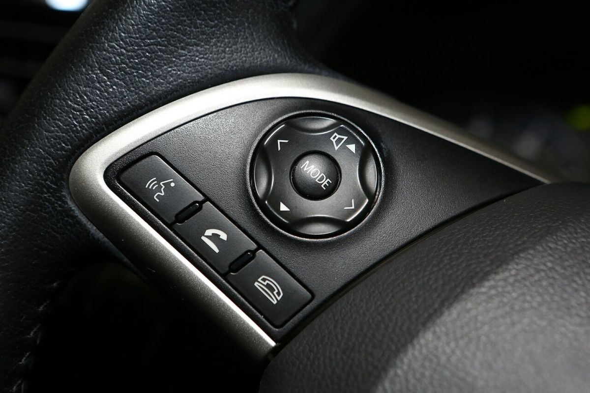2013 Mitsubishi Outlander ES ZJ