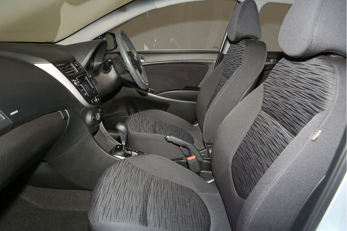 2016 Hyundai Accent Active RB4