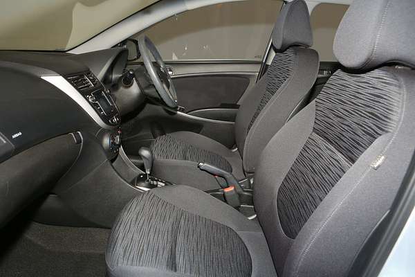 2016 Hyundai Accent Active RB4