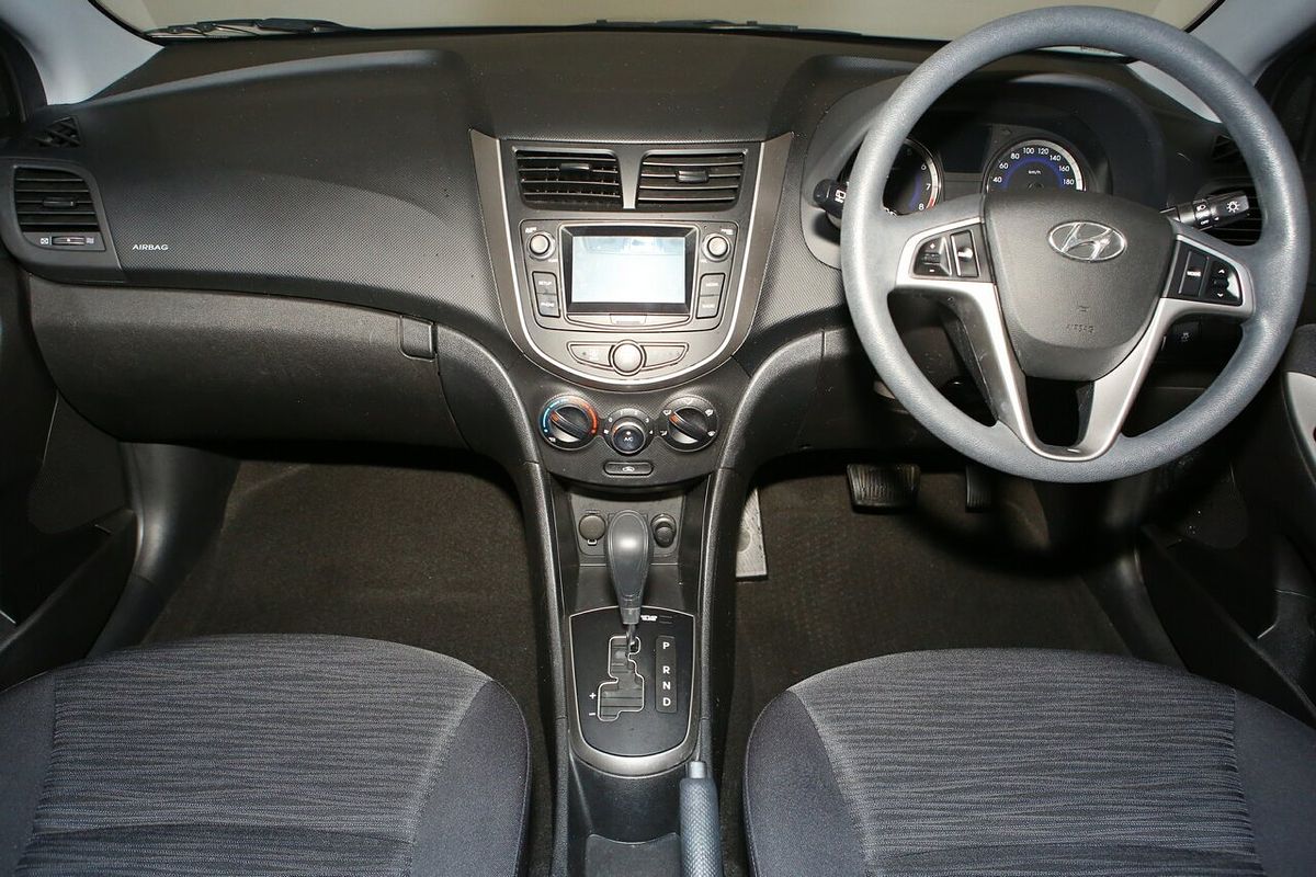 2016 Hyundai Accent Active RB4