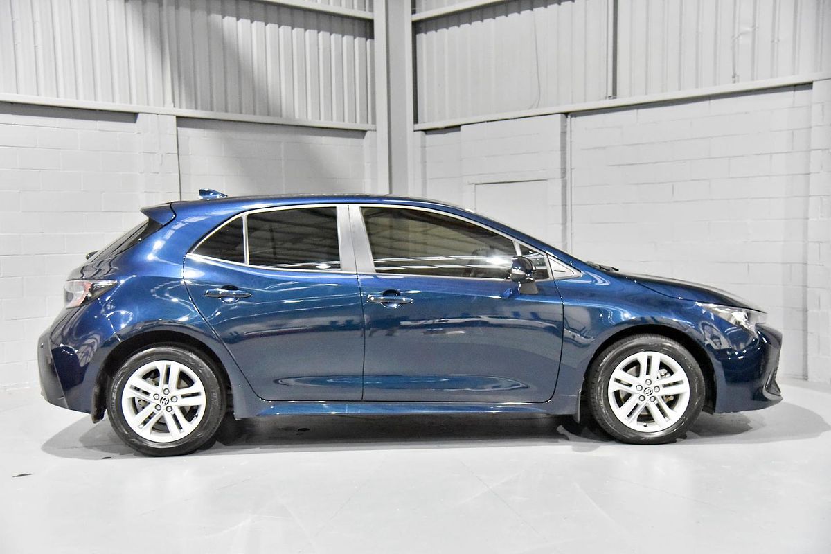 2019 Toyota Corolla SX MZEA12R