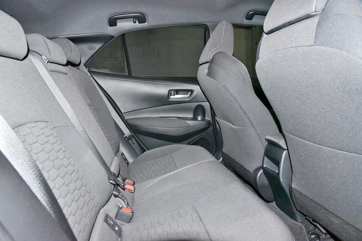 2019 Toyota Corolla SX MZEA12R