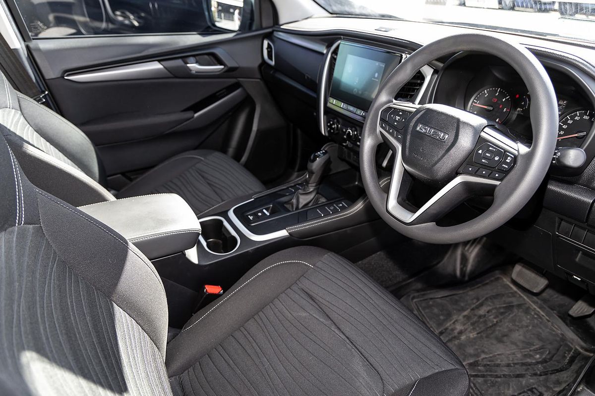 2024 Isuzu MU-X LS-M