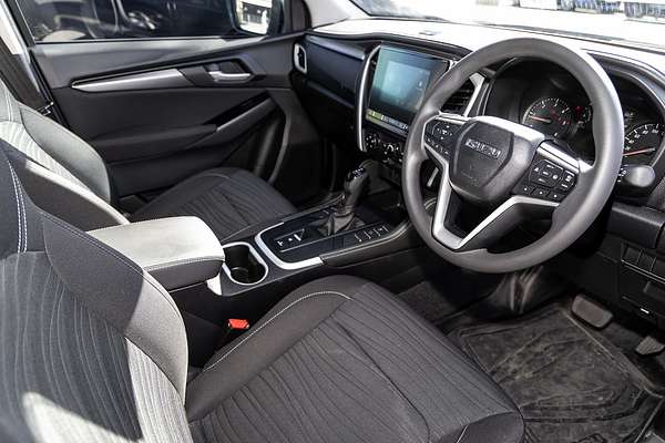 2024 Isuzu MU-X LS-M