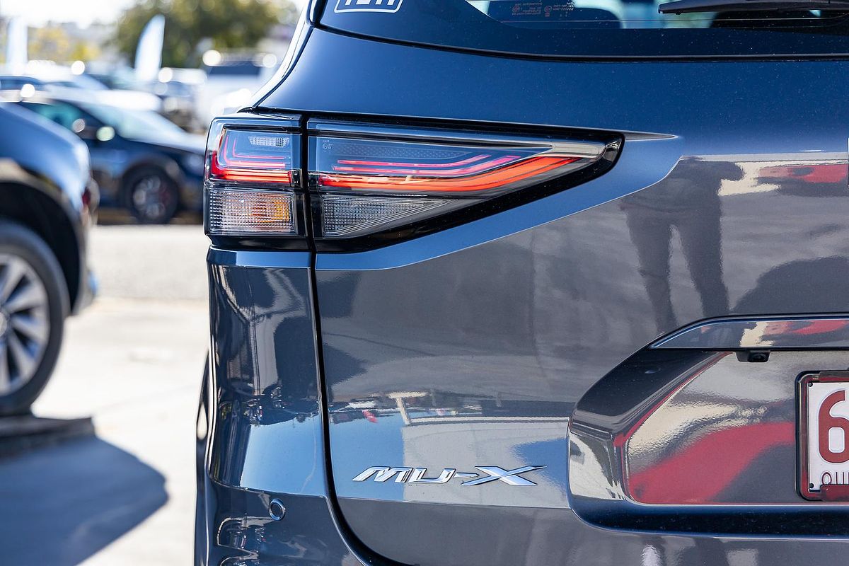 2024 Isuzu MU-X LS-M