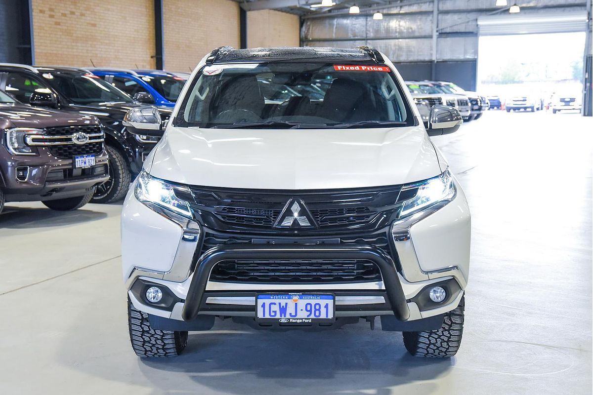 2019 Mitsubishi Pajero Sport Black Edition QE