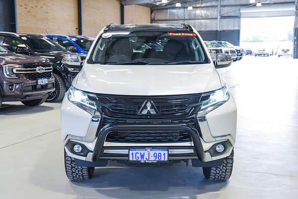 2019 Mitsubishi Pajero Sport Black Edition QE