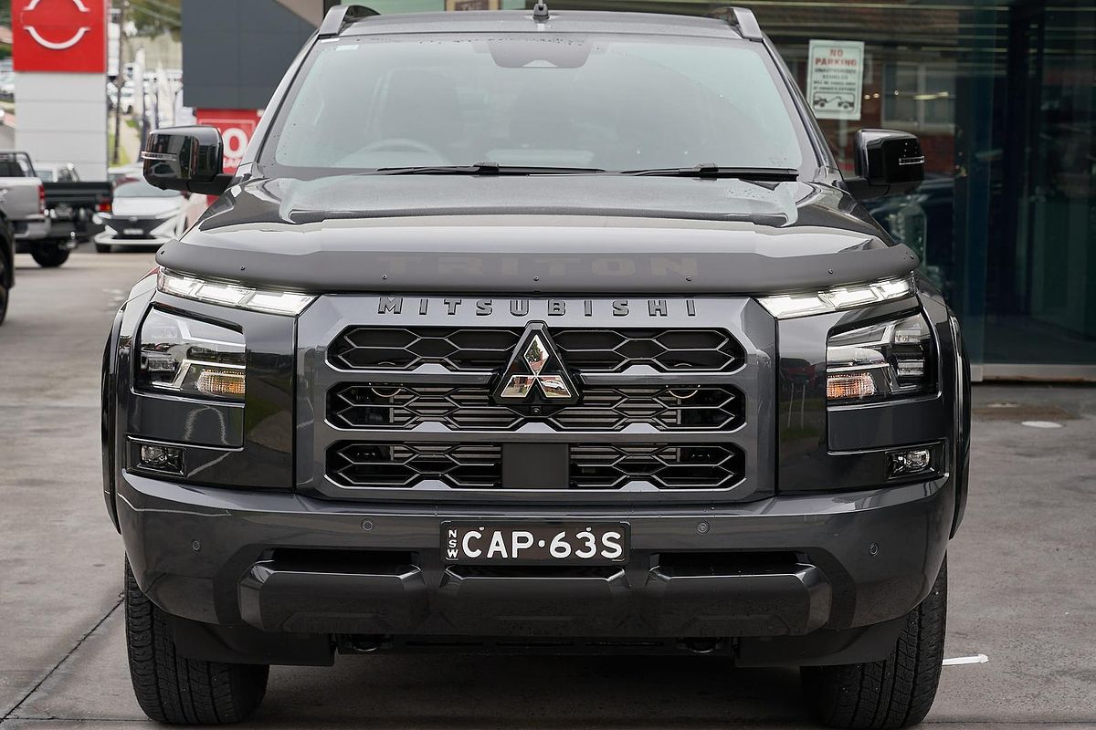 2025 Mitsubishi Triton GSR MV 4X4