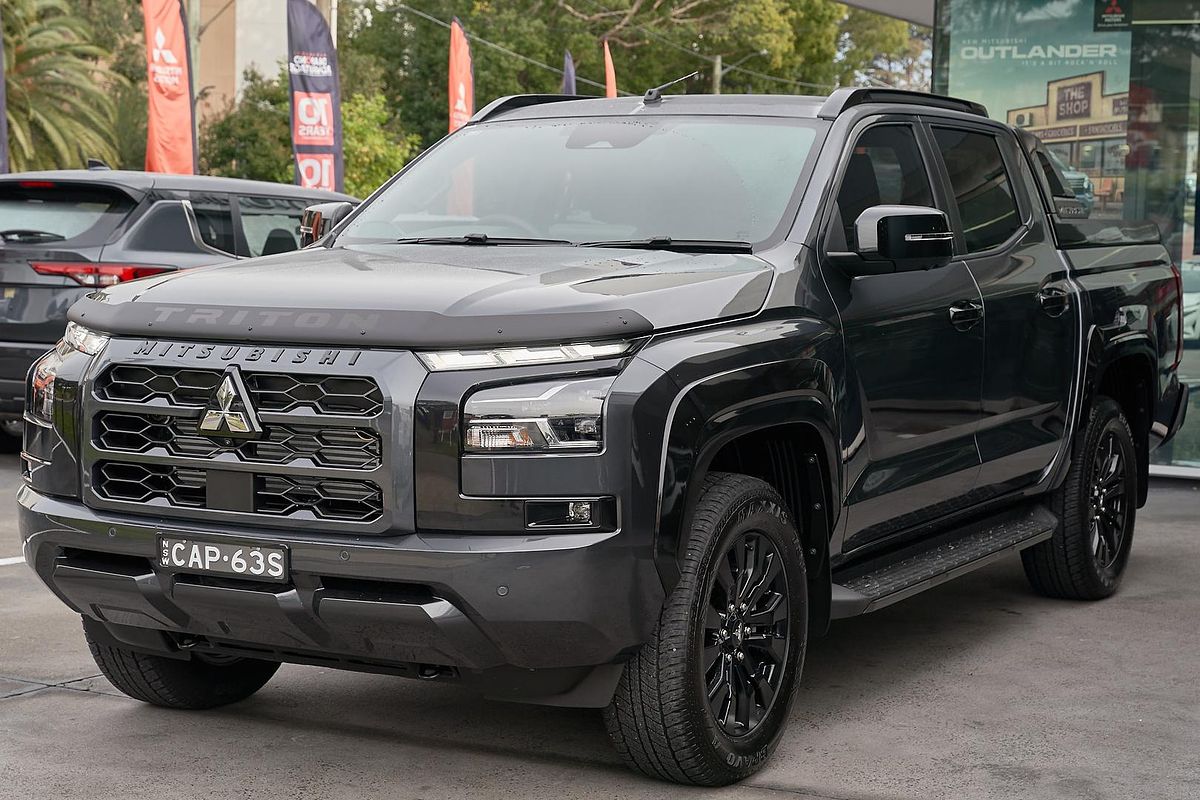 2025 Mitsubishi Triton GSR MV 4X4