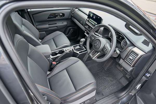 2025 Mitsubishi Triton GSR MV 4X4