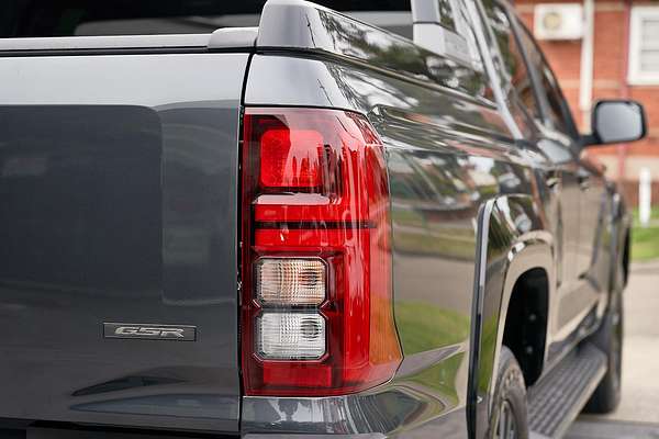 2025 Mitsubishi Triton GSR MV 4X4