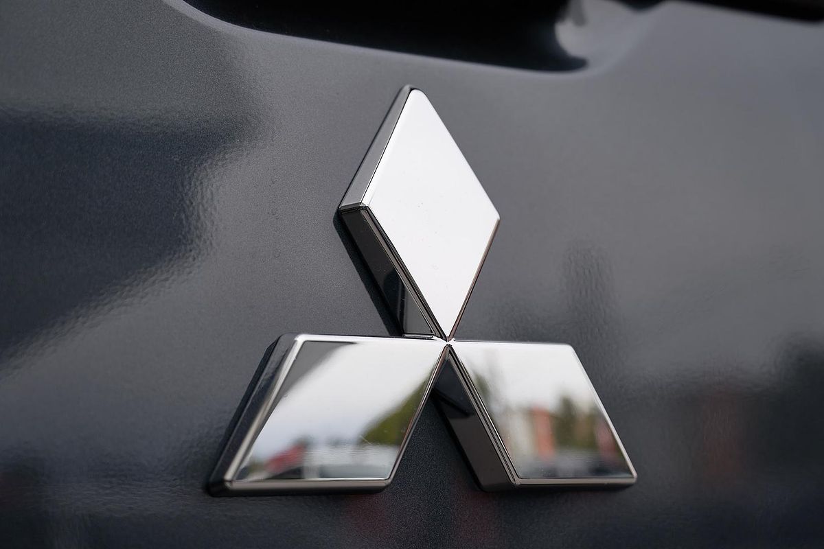 2025 Mitsubishi Triton GSR MV 4X4