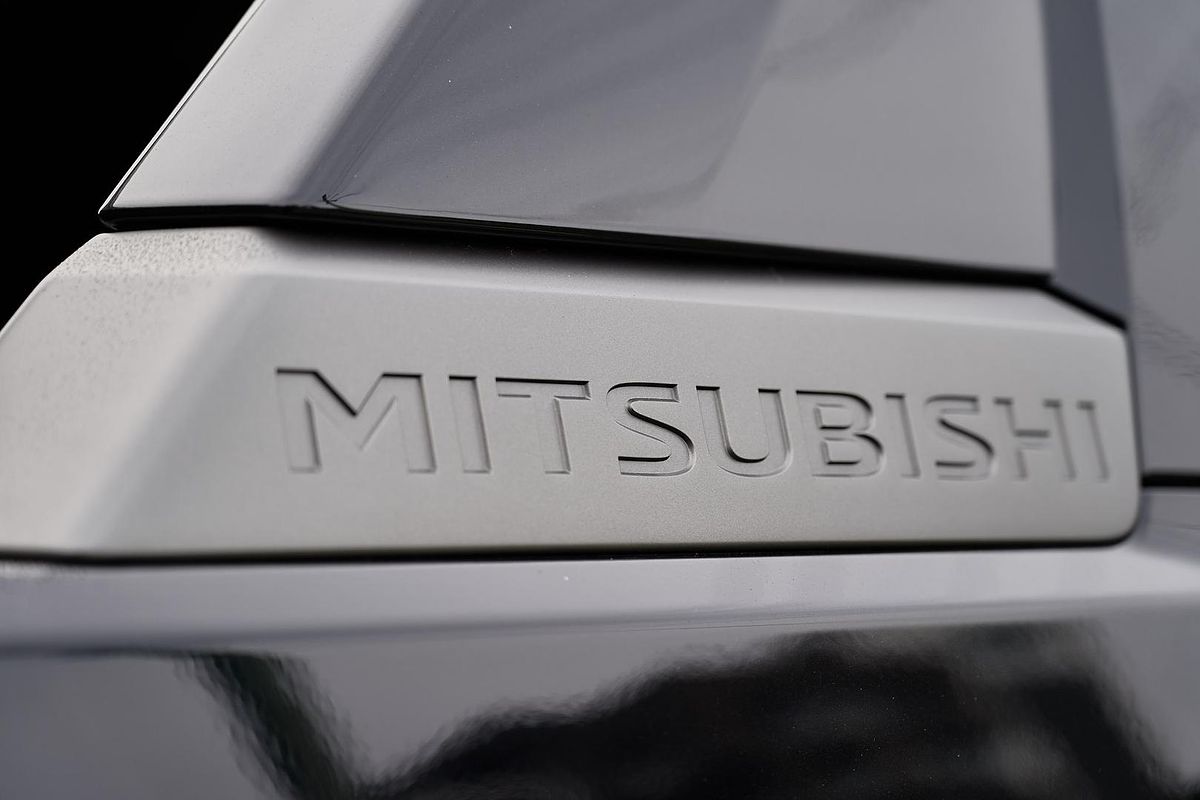 2025 Mitsubishi Triton GSR MV 4X4