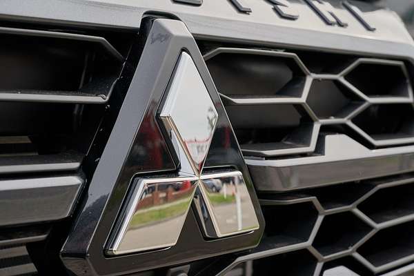 2025 Mitsubishi Triton GSR MV 4X4