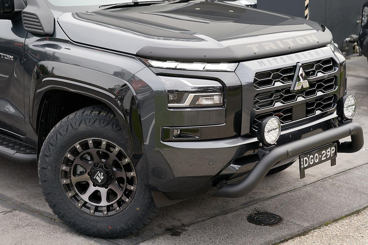 2025 Mitsubishi Triton GSR MV 4X4