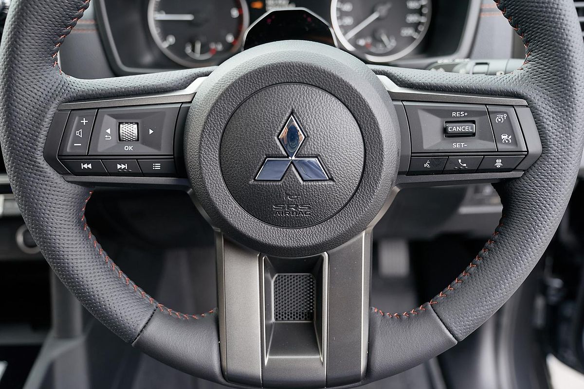 2025 Mitsubishi Triton GSR MV 4X4