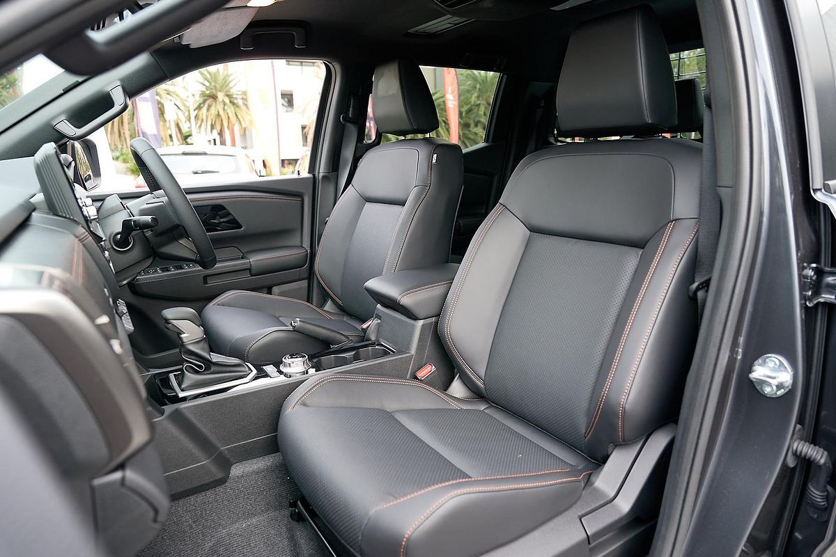 2025 Mitsubishi Triton GSR MV 4X4