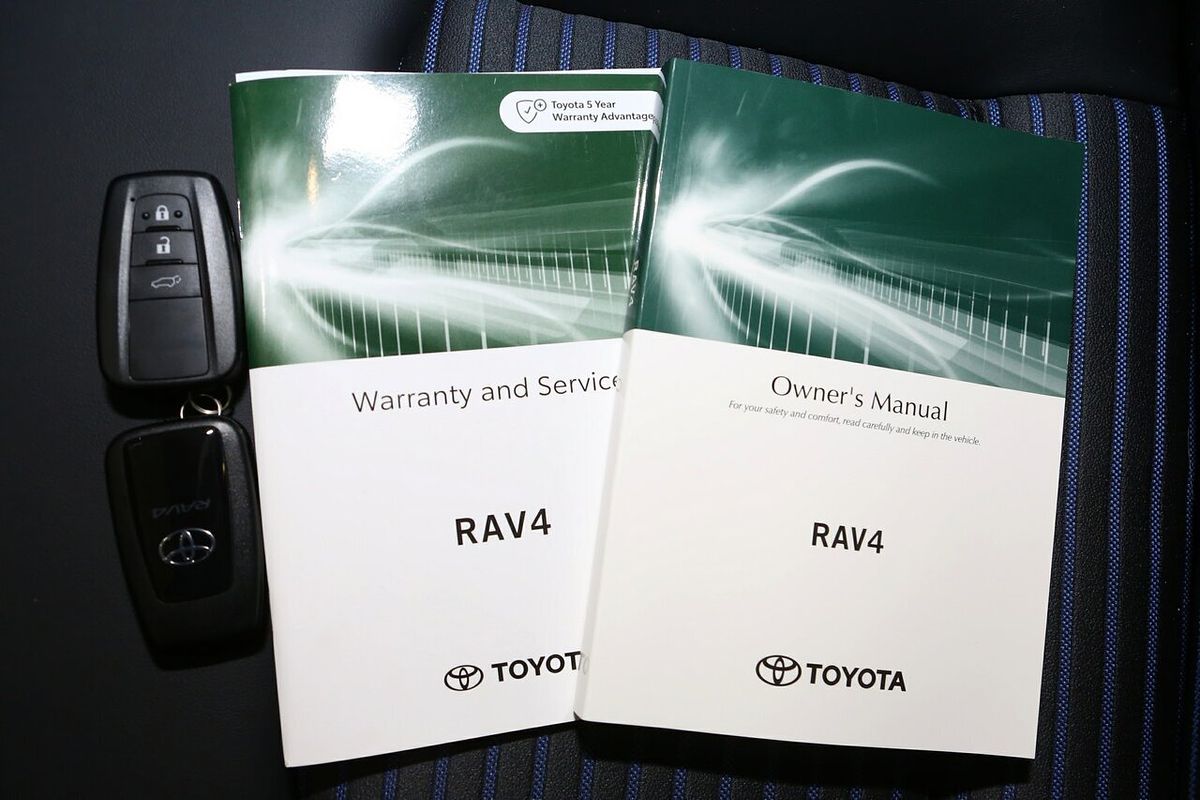 2024 Toyota RAV4 XSE AXAH54R