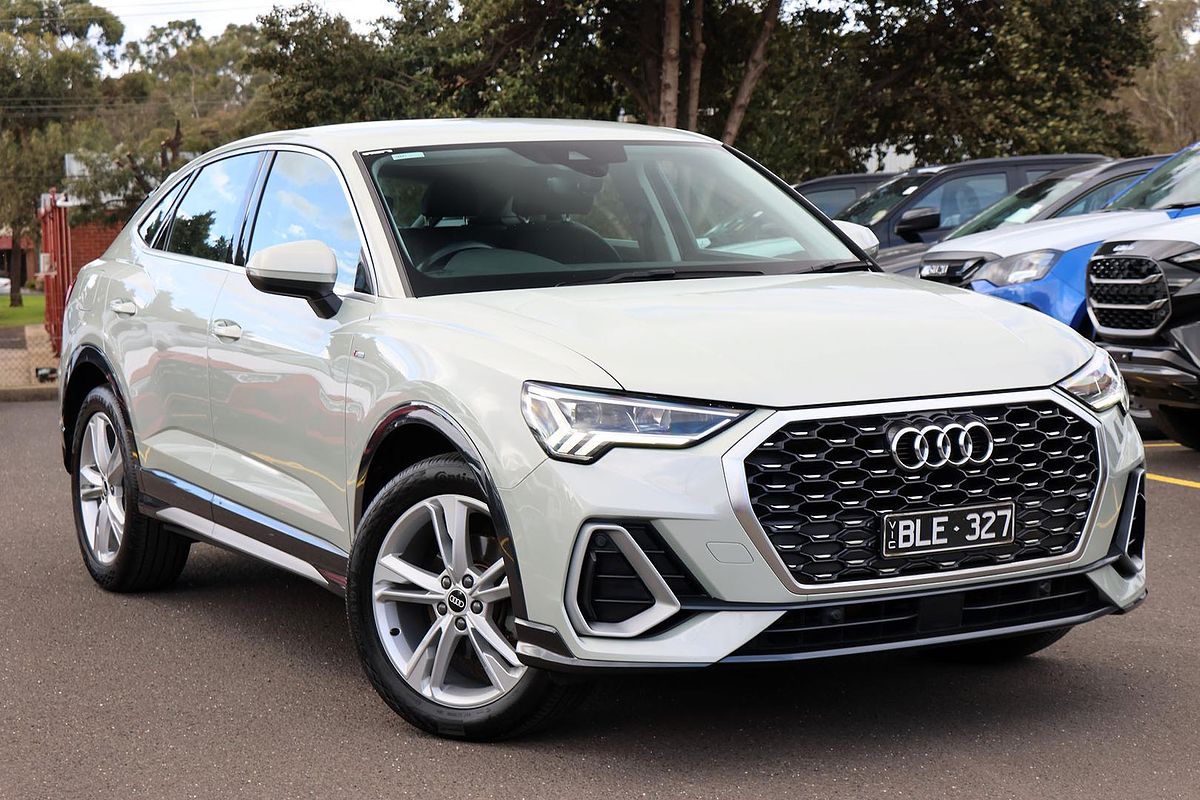 2020 Audi Q3 35 TFSI S line F3