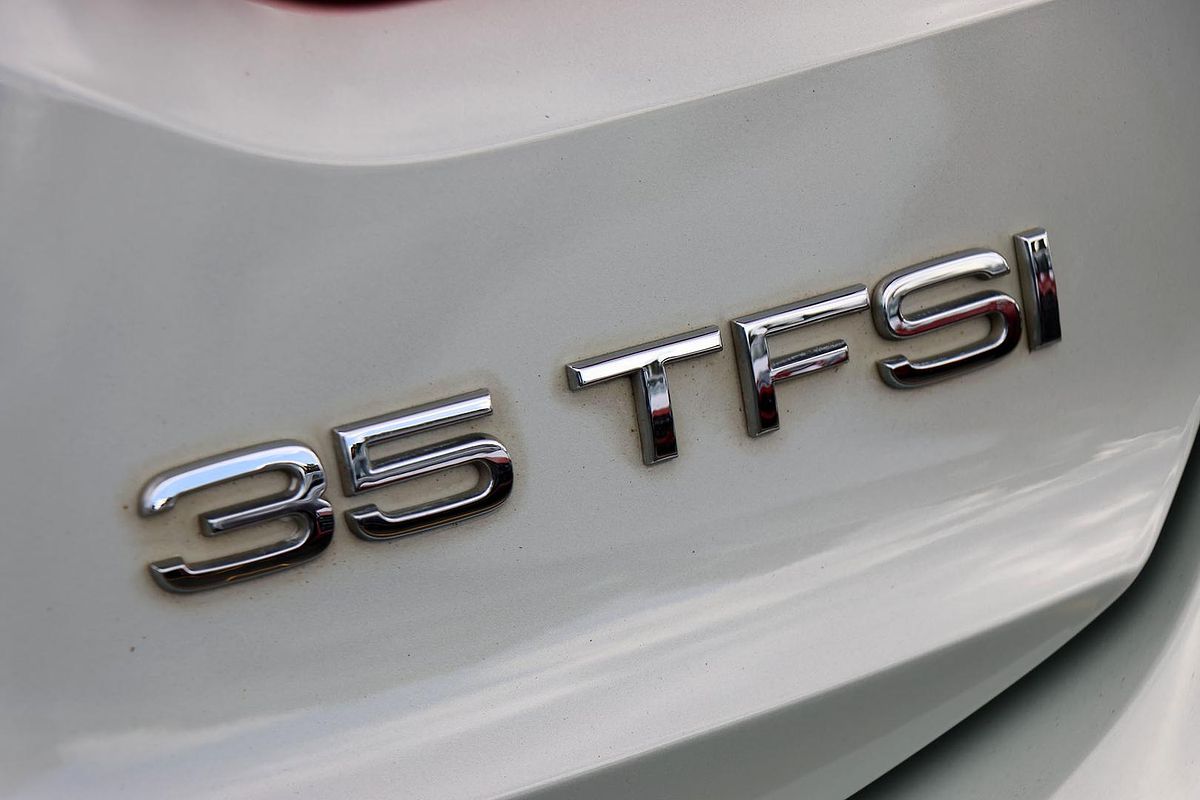 2020 Audi Q3 35 TFSI S line F3