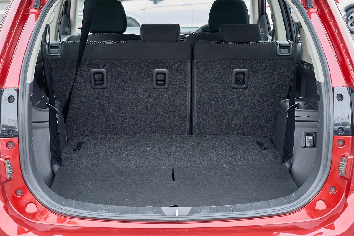 2021 Mitsubishi Outlander ES ZL