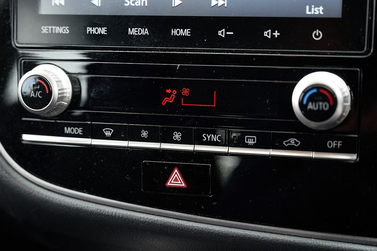 2021 Mitsubishi Outlander ES ZL