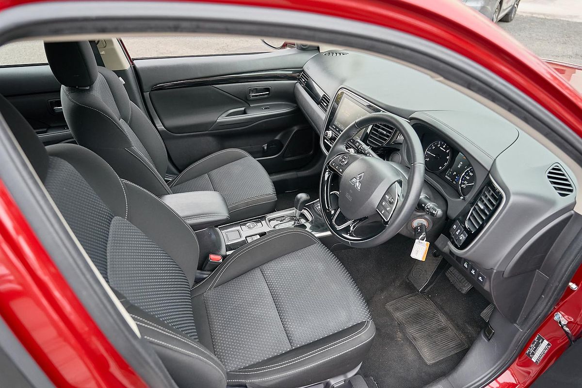 2021 Mitsubishi Outlander ES ZL