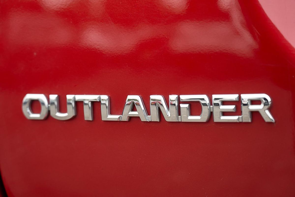 2021 Mitsubishi Outlander ES ZL