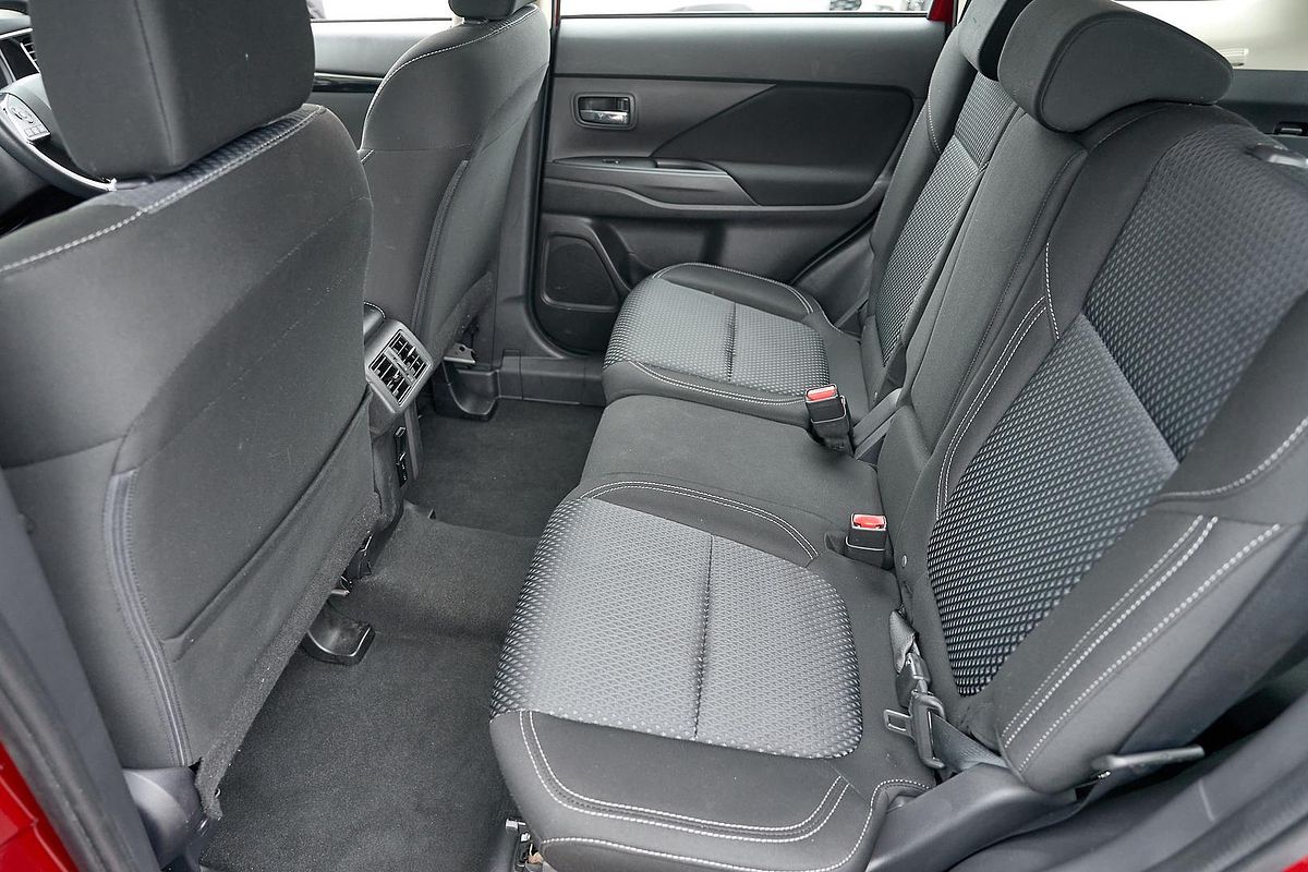 2021 Mitsubishi Outlander ES ZL