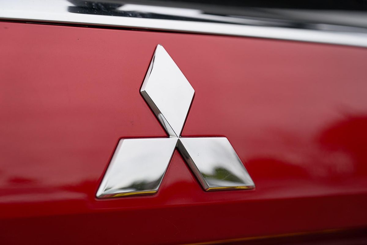 2021 Mitsubishi Outlander ES ZL