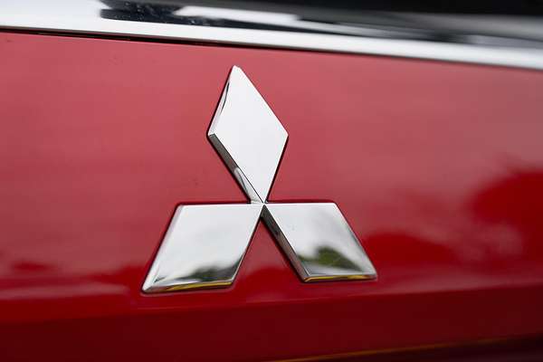 2021 Mitsubishi Outlander ES ZL