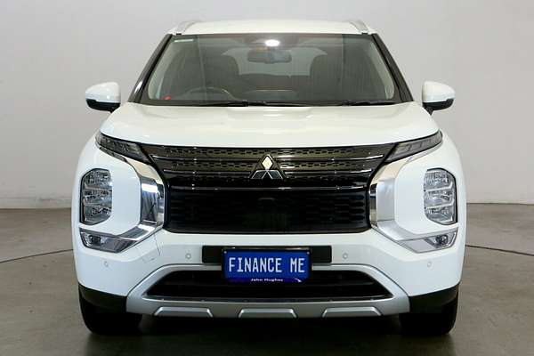 2024 Mitsubishi Outlander LS ZM