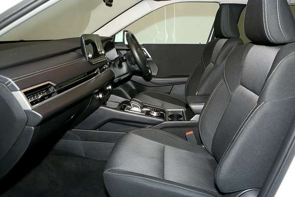 2024 Mitsubishi Outlander LS ZM