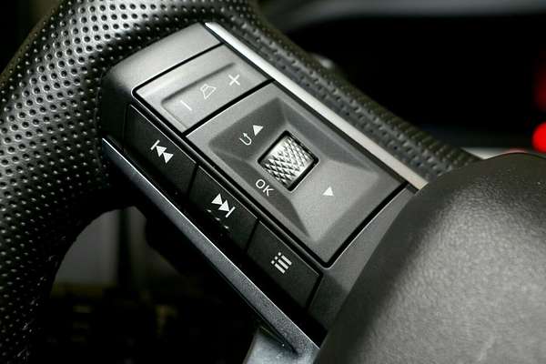 2024 Mitsubishi Outlander LS ZM