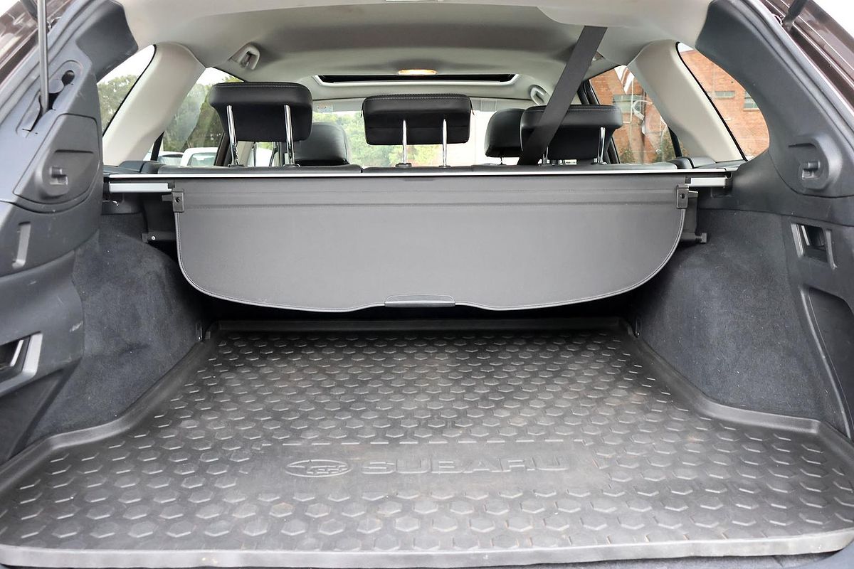 2017 Subaru Outback 2.5i Premium 5GEN