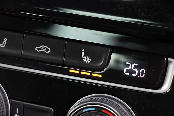 2015 Volkswagen Golf 110TSI Highline 7