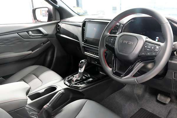 2025 Isuzu D-MAX X-TERRAIN 4X4