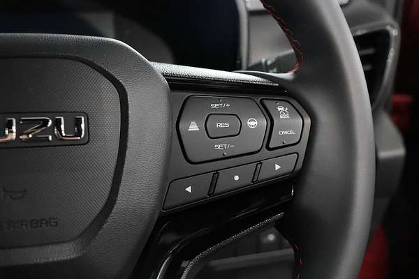 2025 Isuzu D-MAX X-TERRAIN 4X4