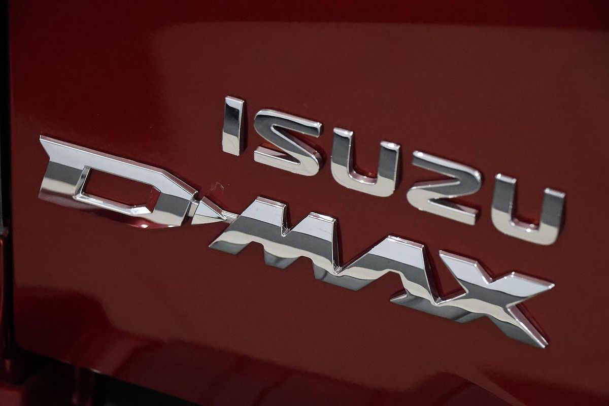2025 Isuzu D-MAX X-TERRAIN 4X4