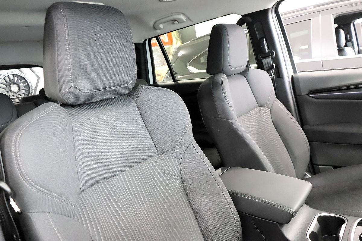2025 Isuzu MU-X LS-U