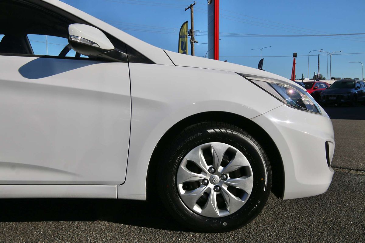 2016 Hyundai Accent Active RB4