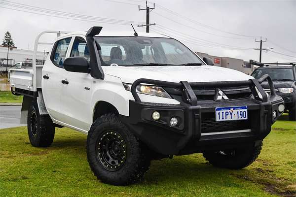 2022 Mitsubishi Triton GLX MR 4X4