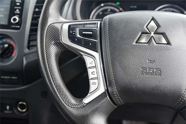 2022 Mitsubishi Triton GLX MR 4X4