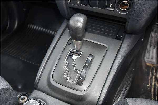 2022 Mitsubishi Triton GLX MR 4X4