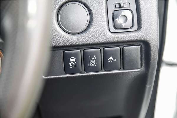 2022 Mitsubishi Triton GLX MR 4X4