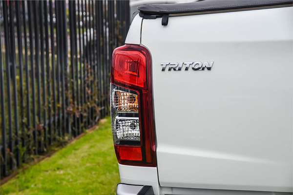 2019 Mitsubishi Triton GLX ADAS MR 4X4