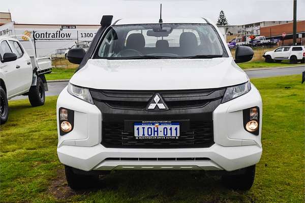 2019 Mitsubishi Triton GLX ADAS MR 4X4