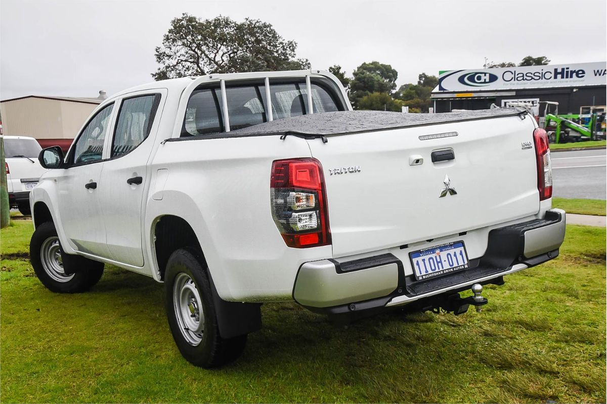 2019 Mitsubishi Triton GLX ADAS MR 4X4