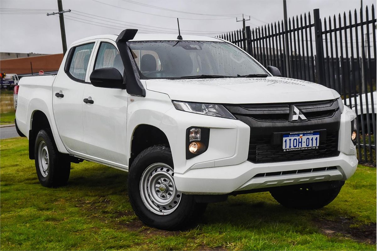 2019 Mitsubishi Triton GLX ADAS MR 4X4