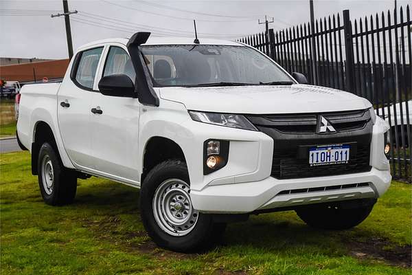2019 Mitsubishi Triton GLX ADAS MR 4X4